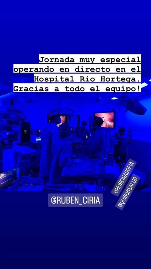 Jornada increíble operando en directo un caso muy complejo de hepatectomía izquierda laparoscópica por hemangioma gigante. Caso very much challenging pero rodeado de amigos y de un equipo excepcional. Muchísimas gracias a todos. Solo espero estar contribuyendo a la mejor atención de nuestros pacientes y al desarrollo de la cirugía mínimamente invasiva del hígado. 
‘Mil gracias de nuevo a todo el equipo y en especial a su Jefe de Cirugía David Pacheco y a Pilar Pinto. 
@ruben_ciria @quironsalud @hureinasofia  @topdoctors_es #cirurgia #laparoscopia #higado #metastasis #cancer #colecistectomía @_zague55